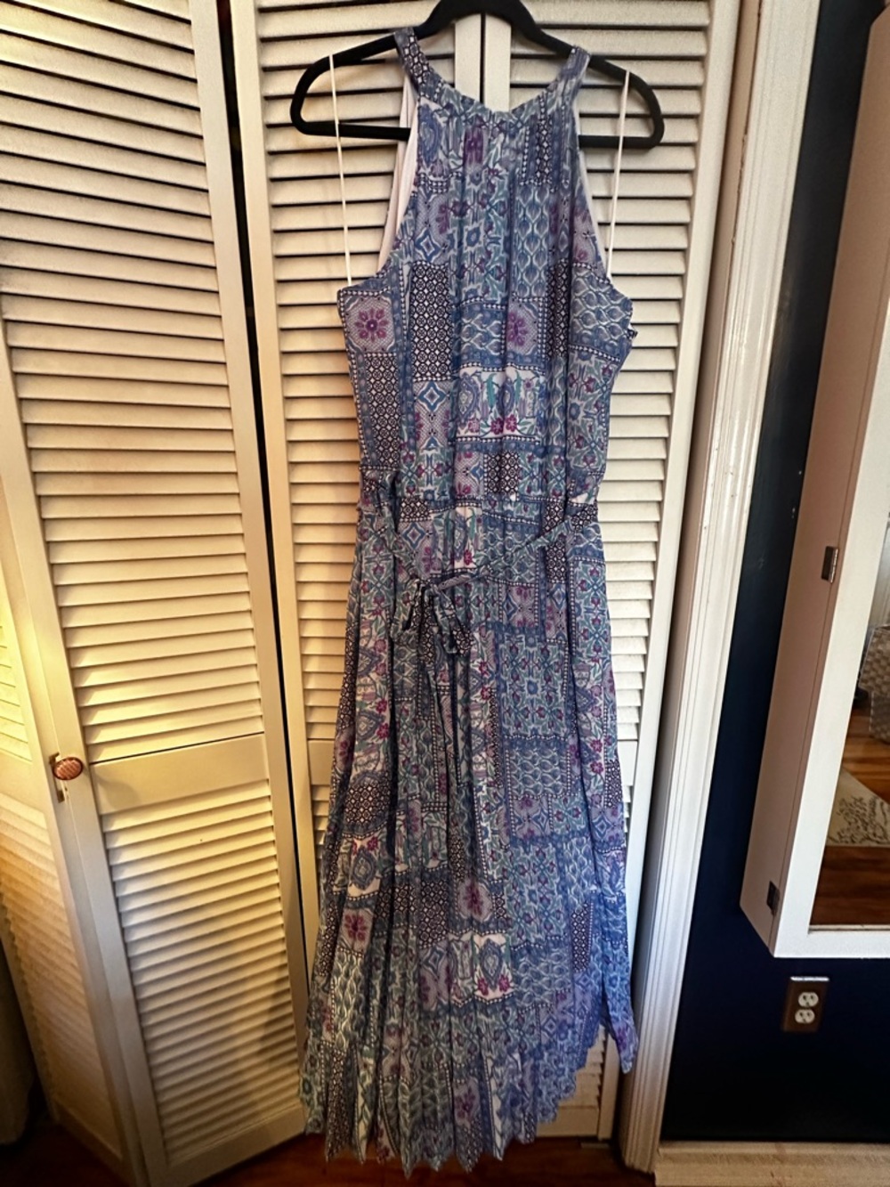 🌸 Emma & Michelle Patch Print Halter Midi Dress 🌸